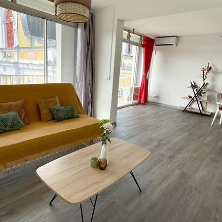 ポワンタピートルGrand Sejour Lumineux Avec Balcon & Vue Cathedraleアパートメント エクステリア 写真